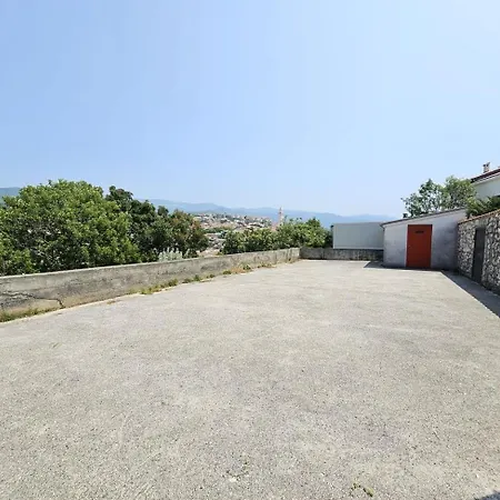 Tomislav Nv Mali With Terrace 250 M From The